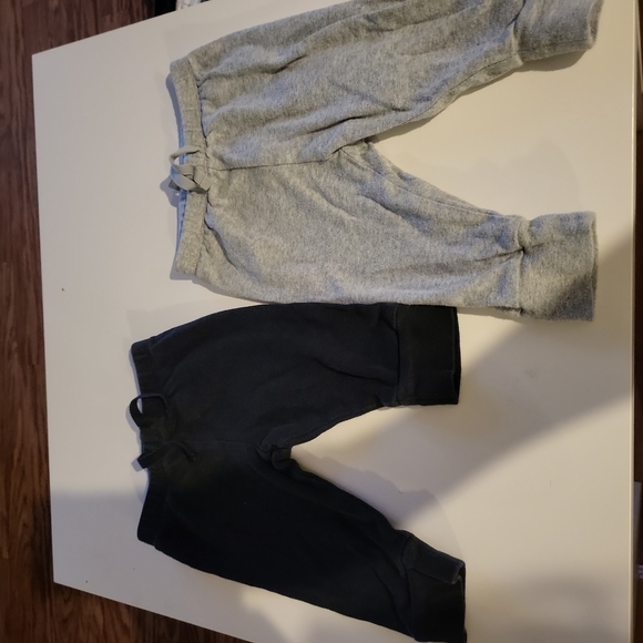 2 pcs Gap Baby Pants / Pajama 6-12 months Blue and Gray - Picture 1 of 3